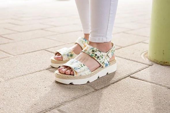 FRÜHJAHR/SOMMER KOLLEKTION 2022 Sandalen H-Sissy grün